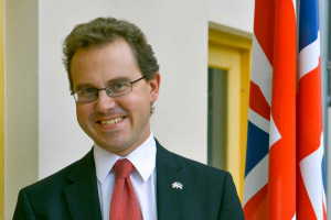 Посол Её Величества английской королевы в Эстонии будет учить русский язык